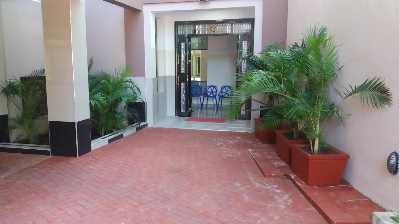 Ayodya Suites Nyali Nyali Beach Exteriör bild